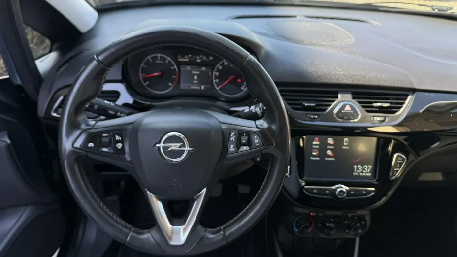 OPEL Corsa -