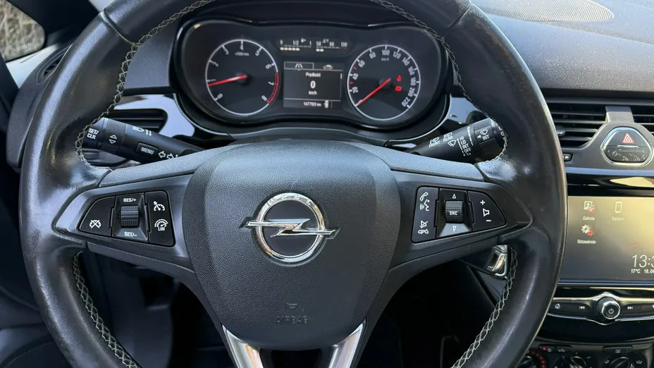 OPEL Corsa -