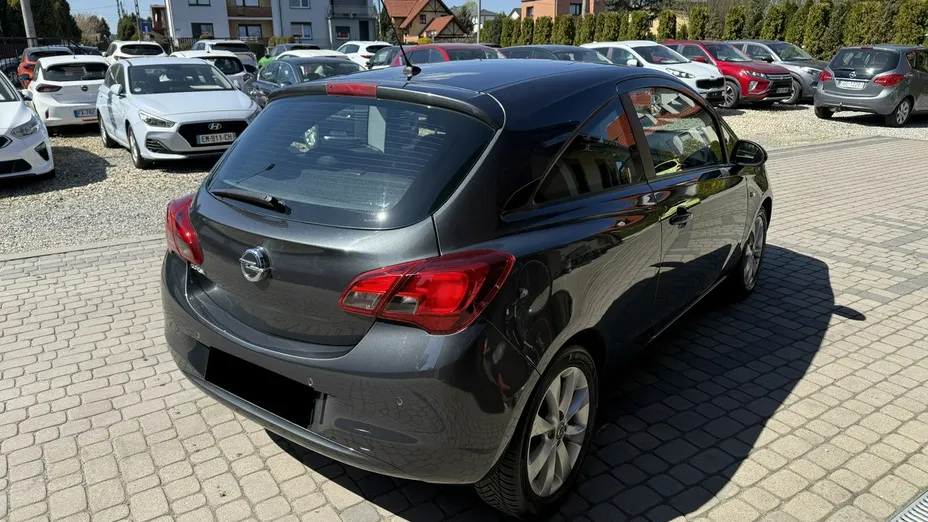 OPEL Corsa -