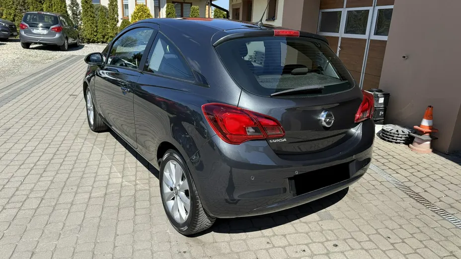 OPEL Corsa -