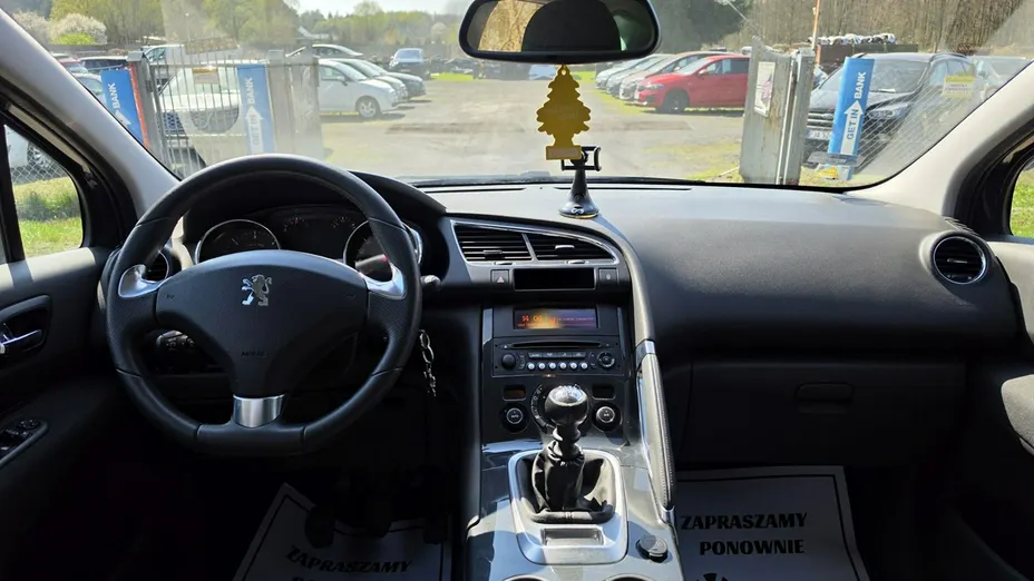 PEUGEOT 3008 -