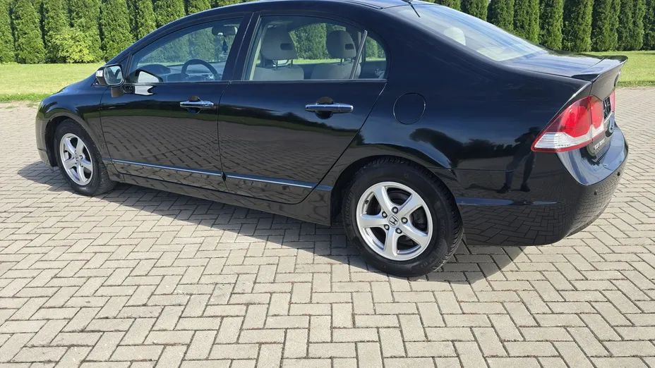 HONDA Civic -