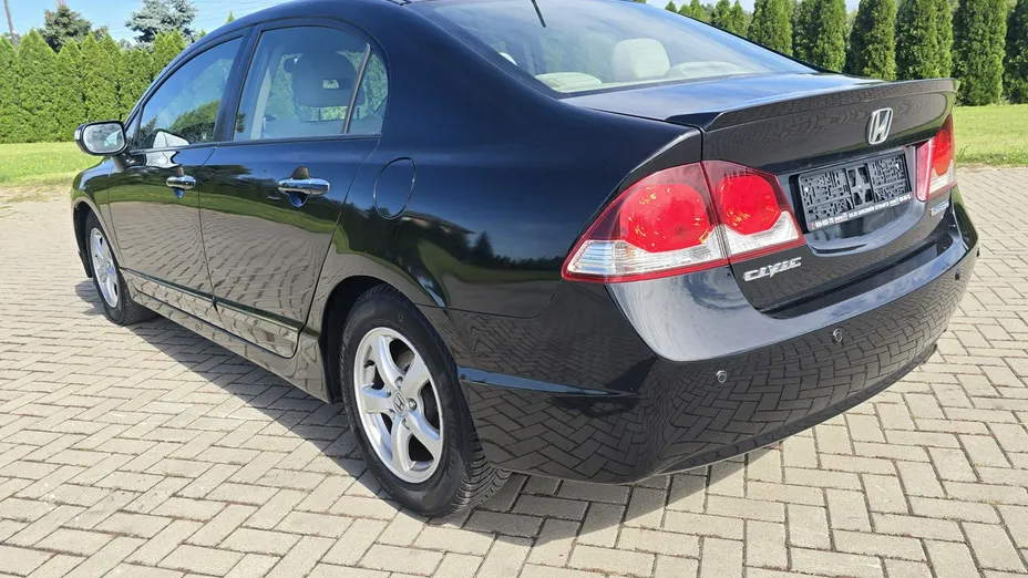HONDA Civic -