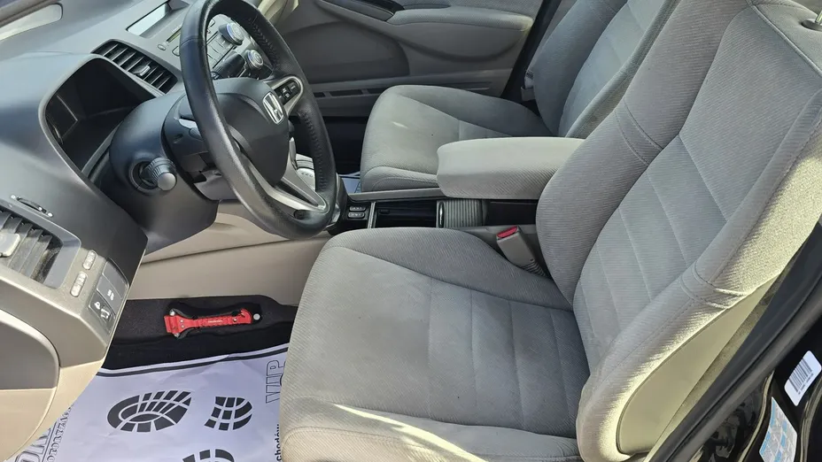 HONDA Civic -