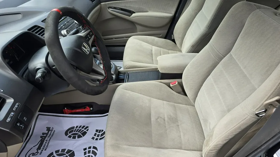 HONDA Civic -