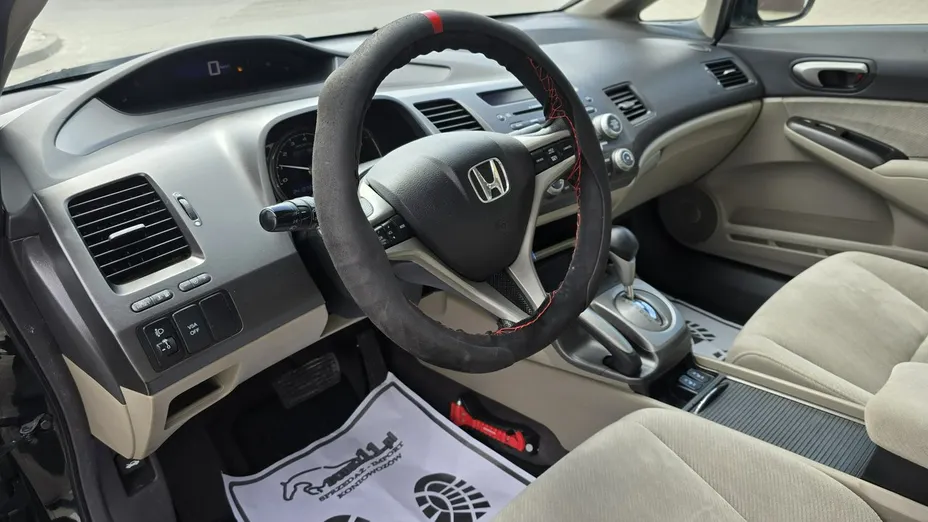 HONDA Civic -