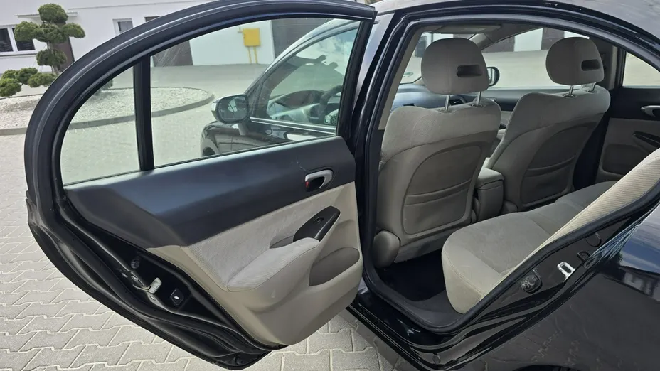 HONDA Civic -