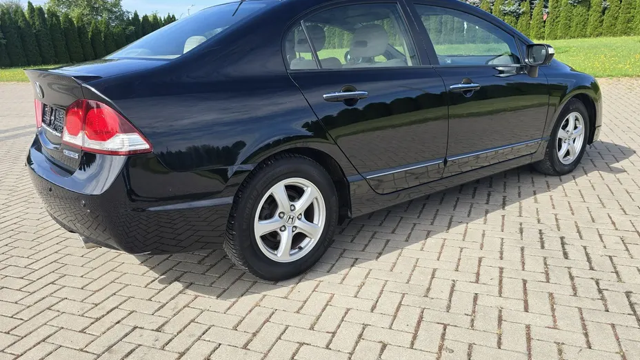 HONDA Civic -