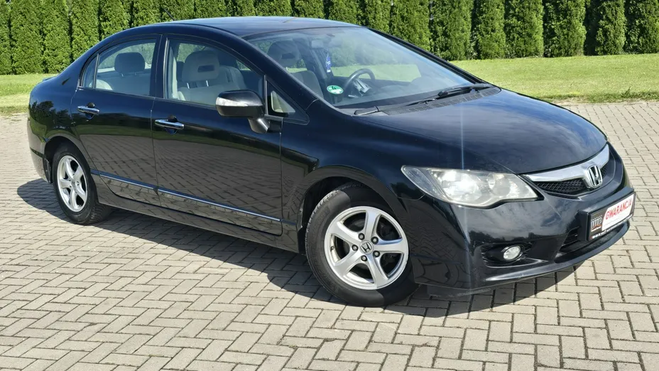 HONDA Civic -