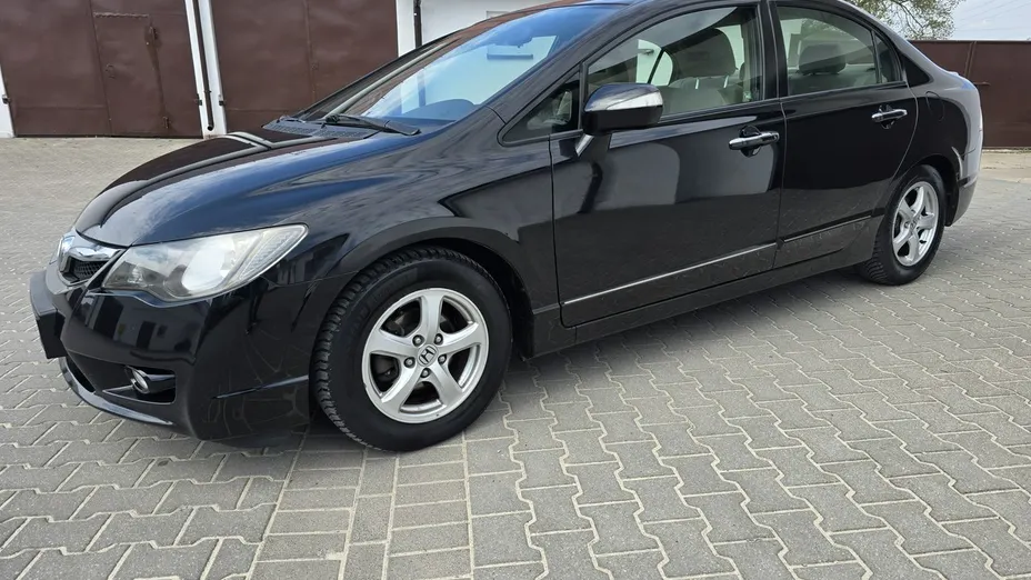 HONDA Civic -