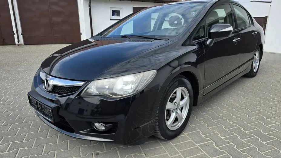 HONDA Civic -