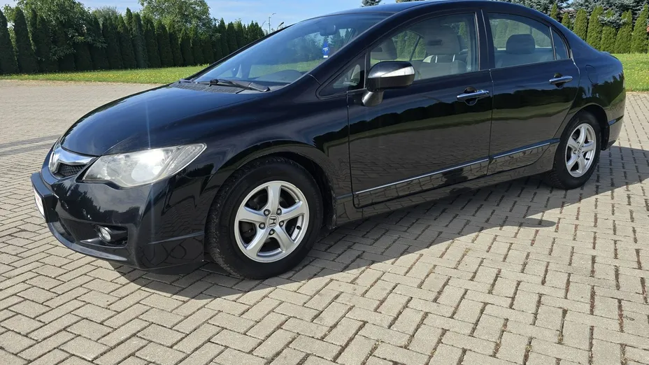 HONDA Civic -