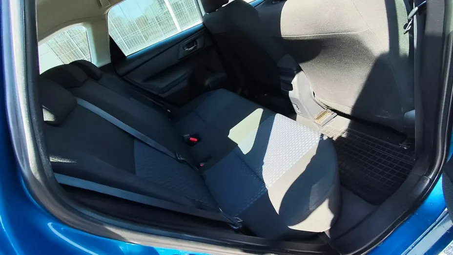 TOYOTA Auris -
