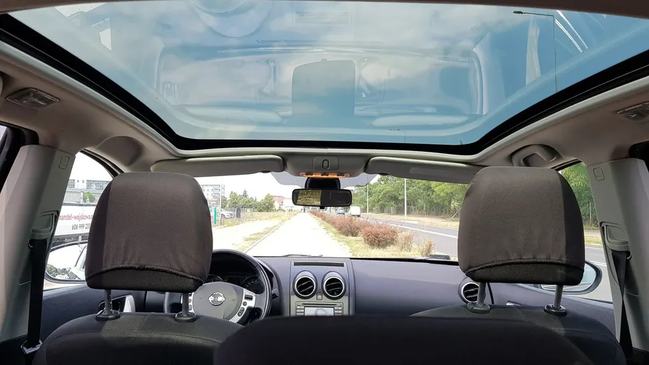 NISSAN Qashqai -