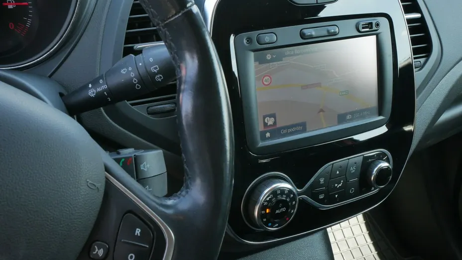 RENAULT Captur -