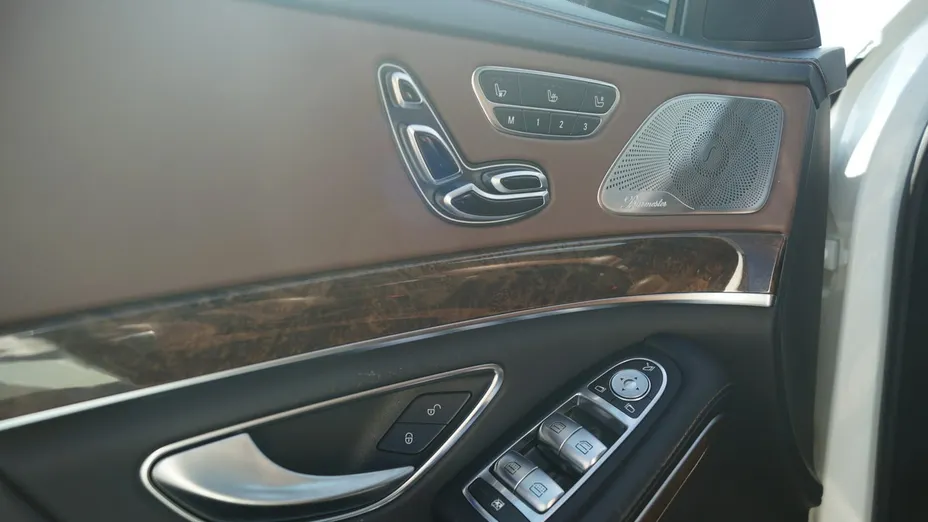 MERCEDES-BENZ S Klasa -