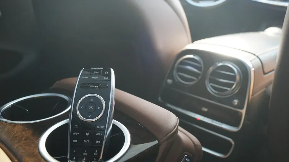 MERCEDES-BENZ S Klasa -