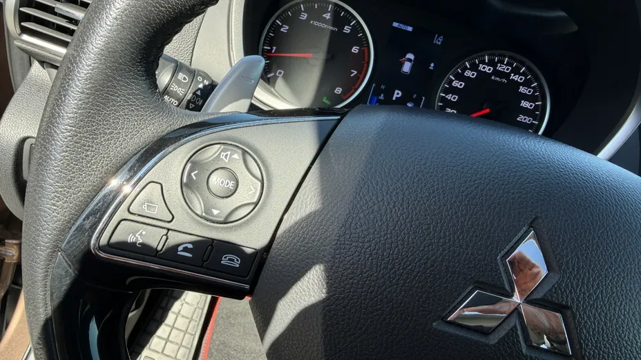 MITSUBISHI Eclipse Cross -