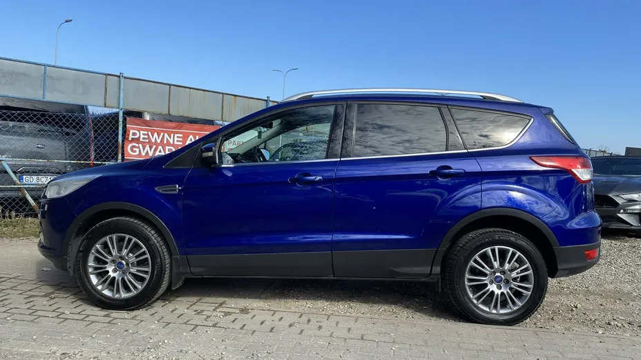FORD Kuga -