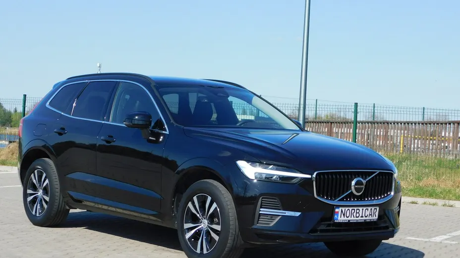VOLVO XC60 -