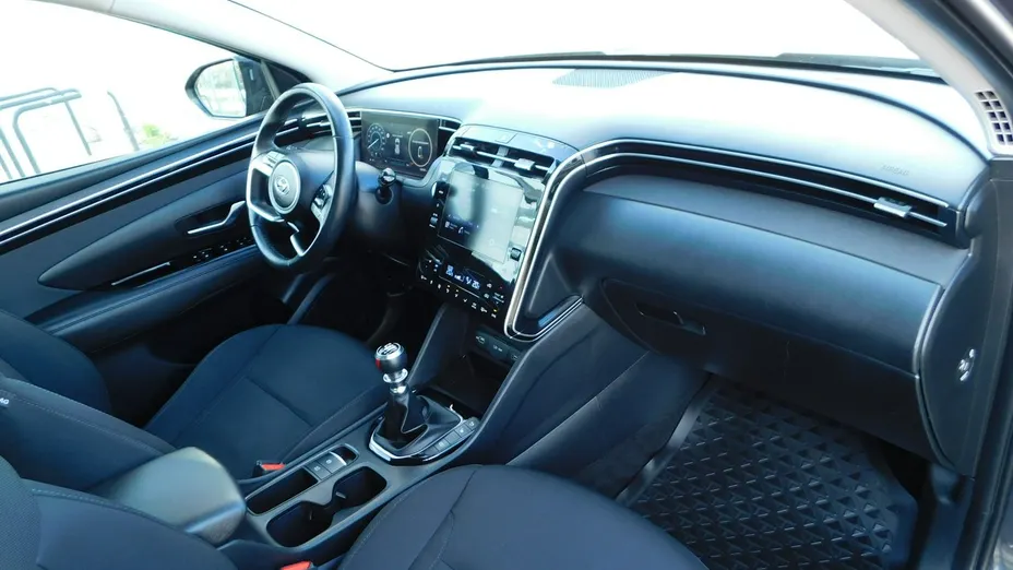 HYUNDAI Tucson -