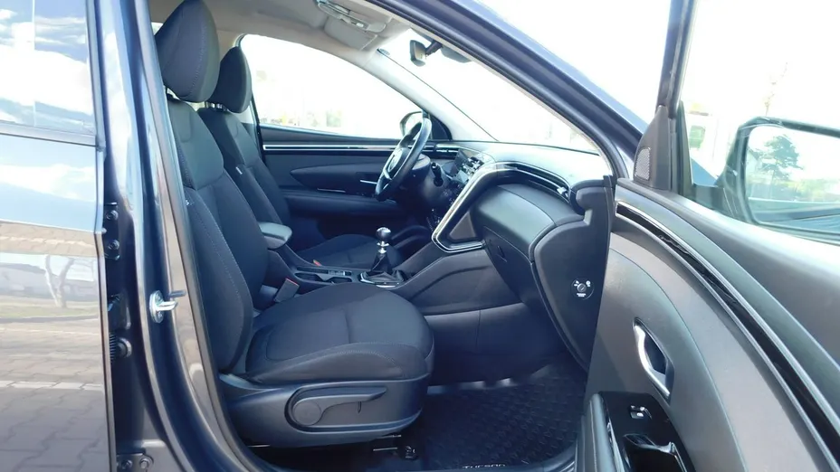 HYUNDAI Tucson -