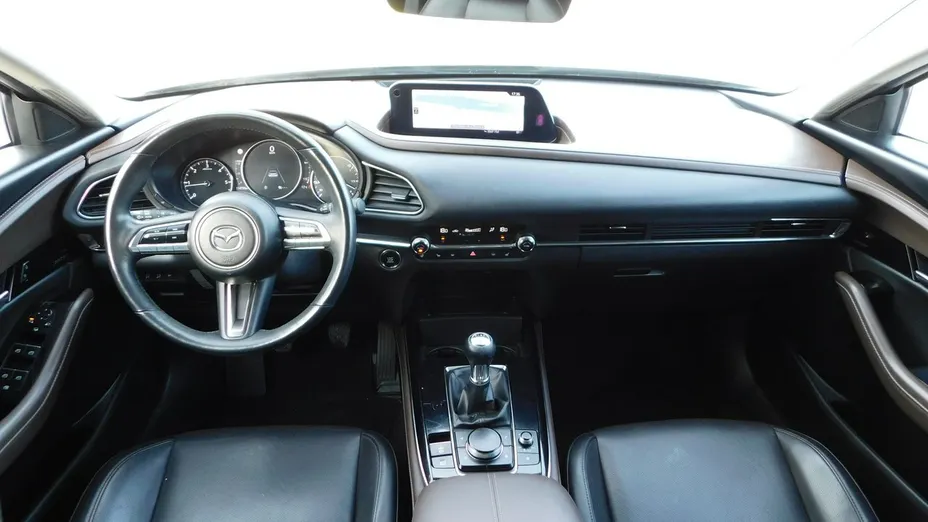 MAZDA CX-30 -