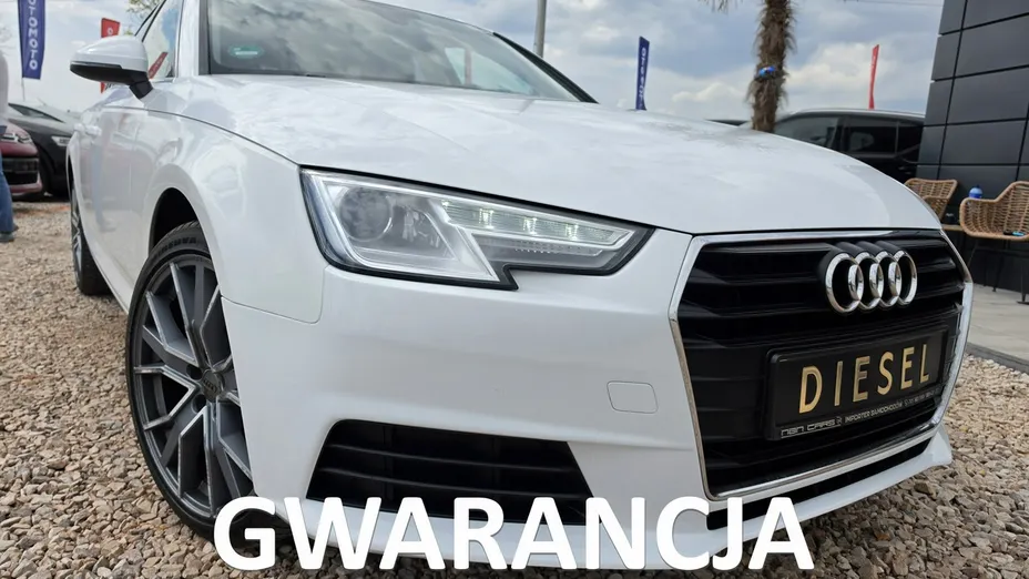 AUDI A4 -