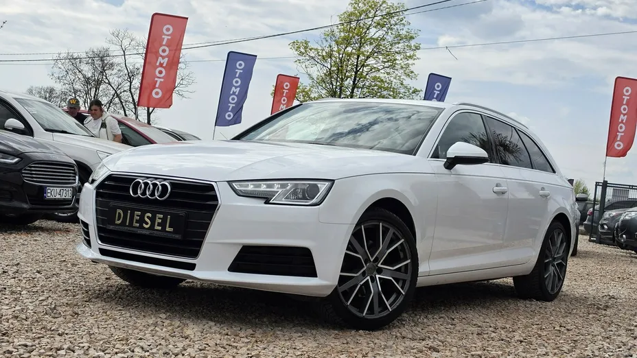 AUDI A4 -