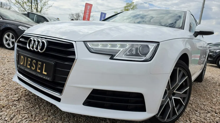 AUDI A4 -