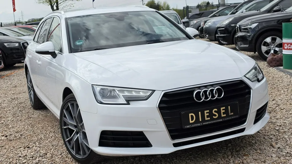 AUDI A4 -