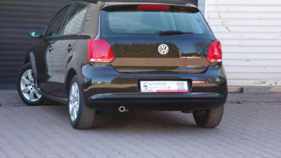 VOLKSWAGEN Polo -