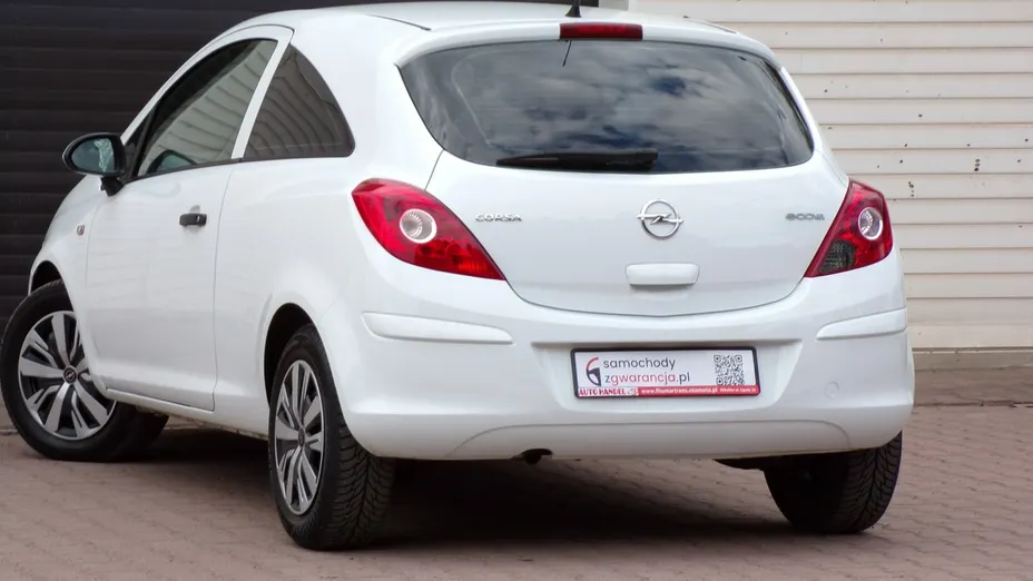 OPEL Corsa -