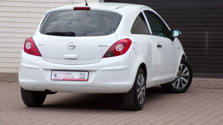 OPEL Corsa -