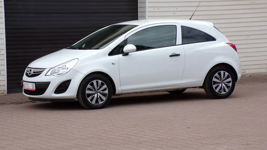 OPEL Corsa -