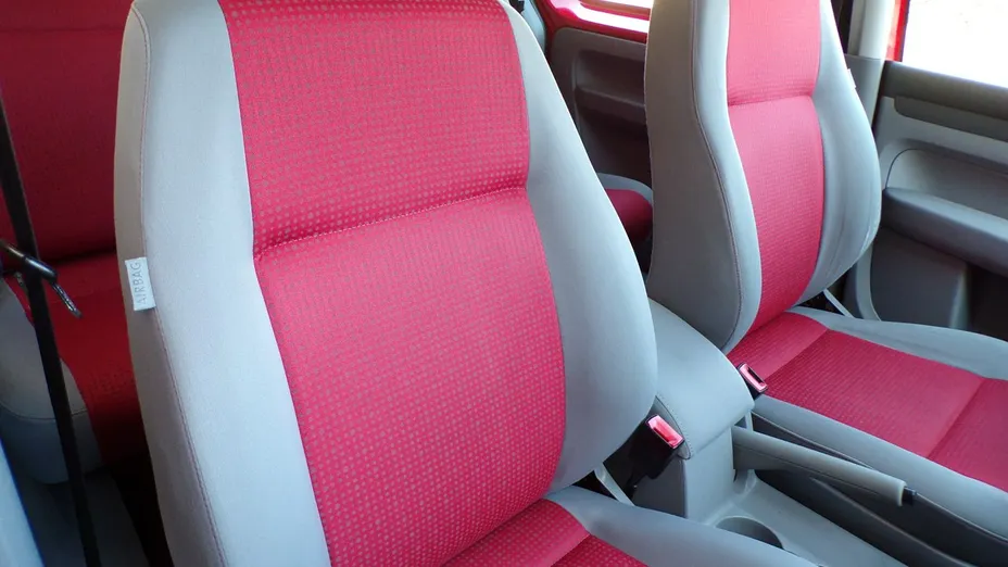 VOLKSWAGEN Caddy -