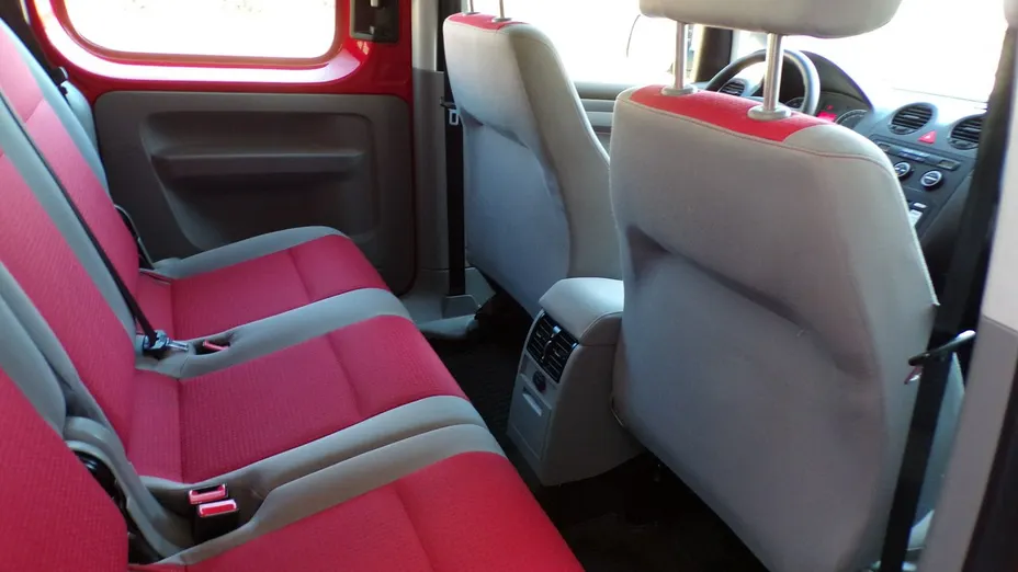 VOLKSWAGEN Caddy -