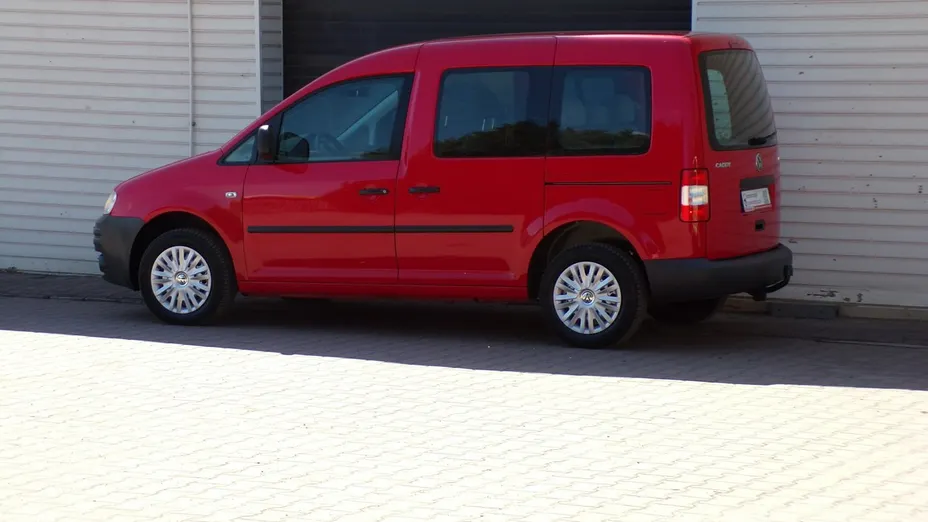VOLKSWAGEN Caddy -