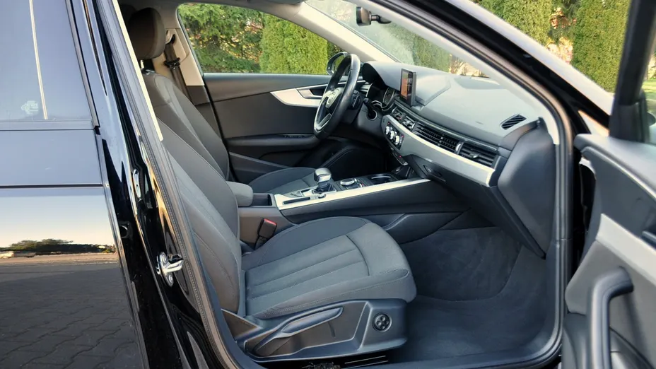 AUDI A4 -