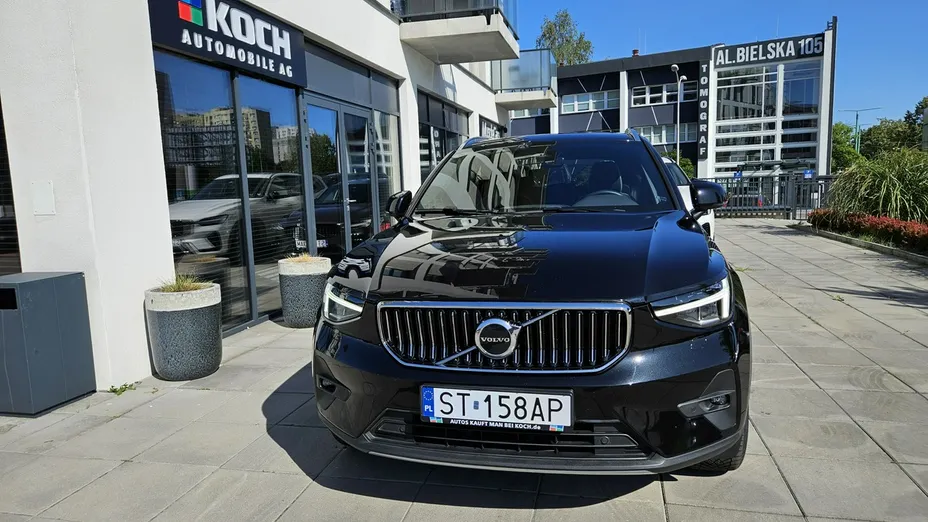 VOLVO XC40 -