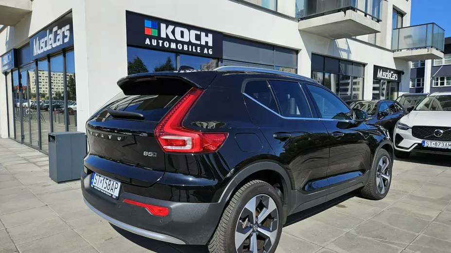 VOLVO XC40 -
