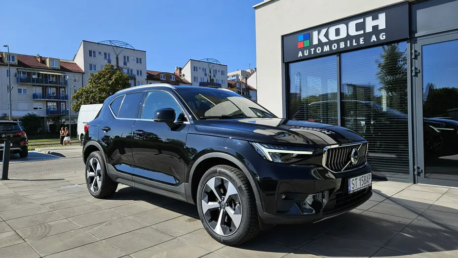 VOLVO XC40 -