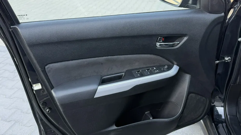 SUZUKI Vitara -