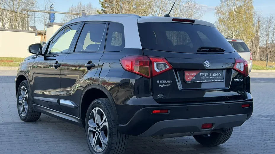SUZUKI Vitara -