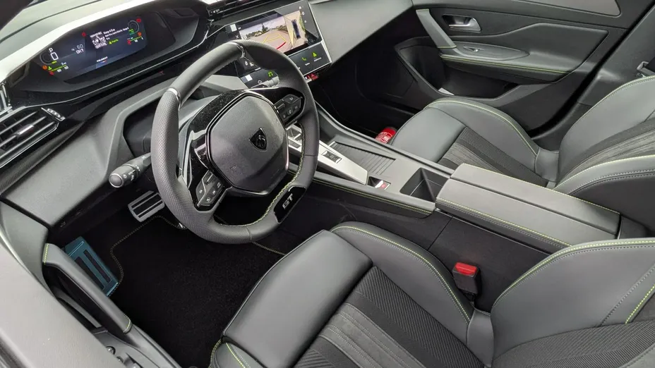 PEUGEOT 408 -