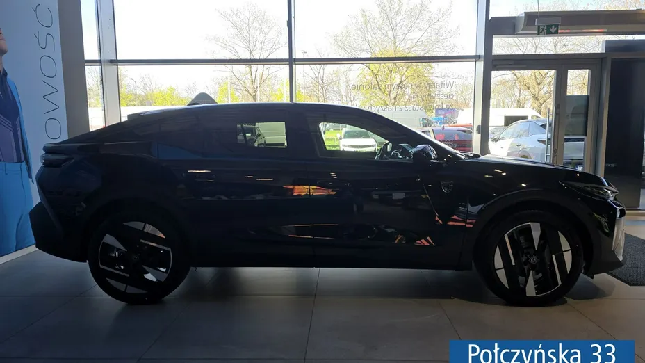 PEUGEOT 408 -