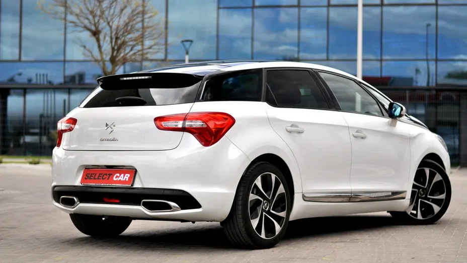CITROEN DS5 -