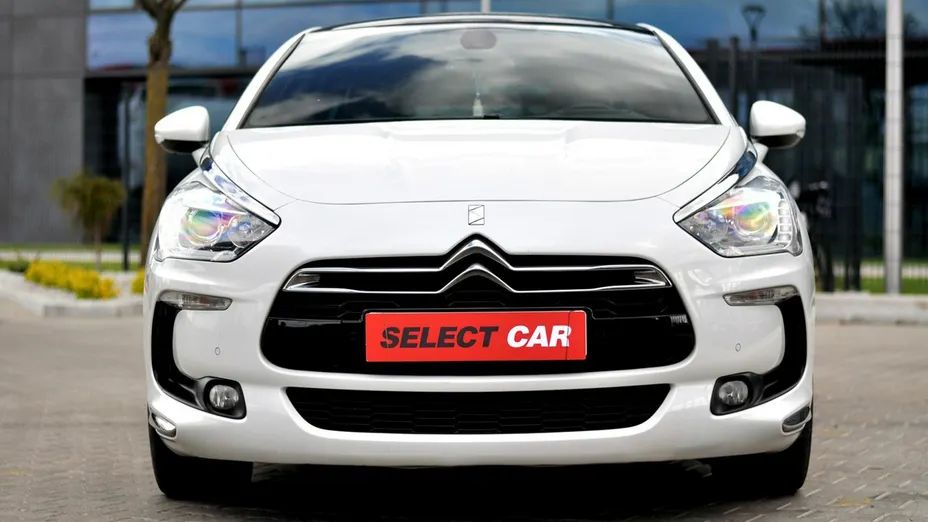CITROEN DS5 -