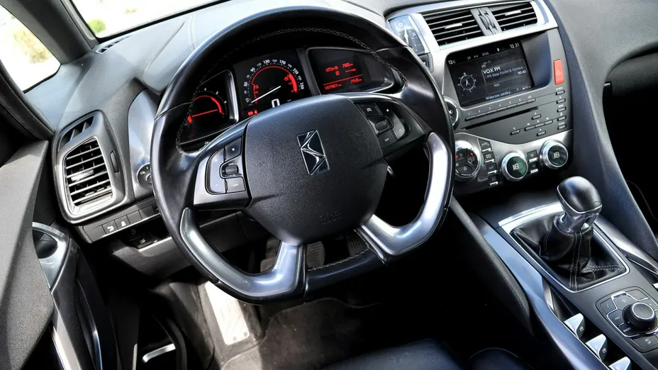 CITROEN DS5 -