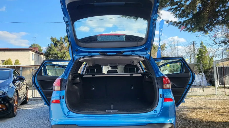 HYUNDAI i30 -